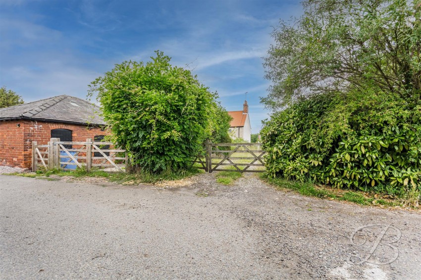 Images for Ten Row, Cuckney, Mansfield