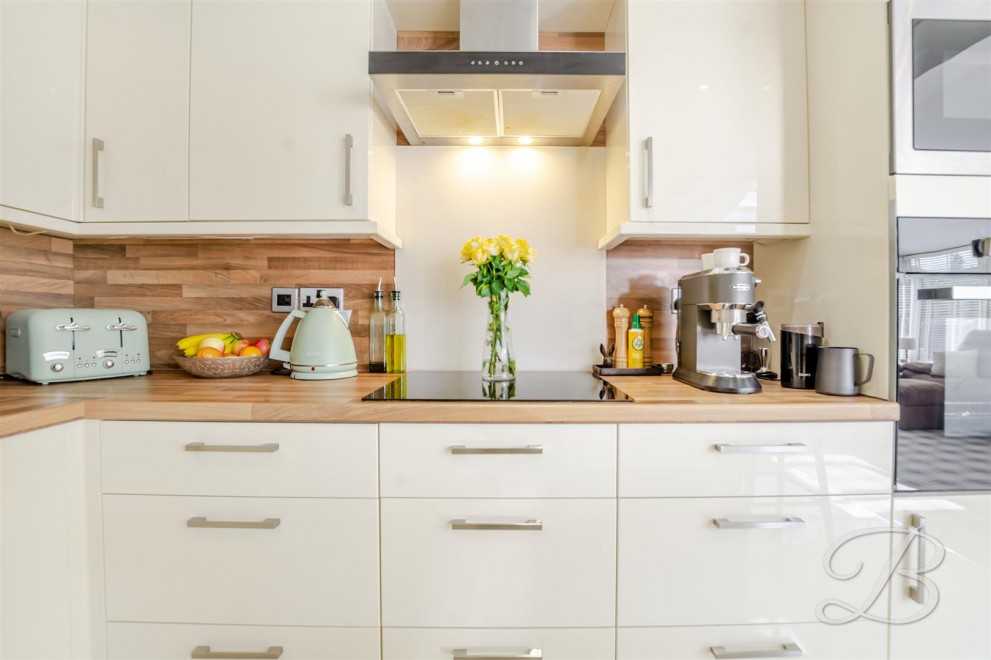 Image of Thoresby Drive, Edwinstowe, Mansfield