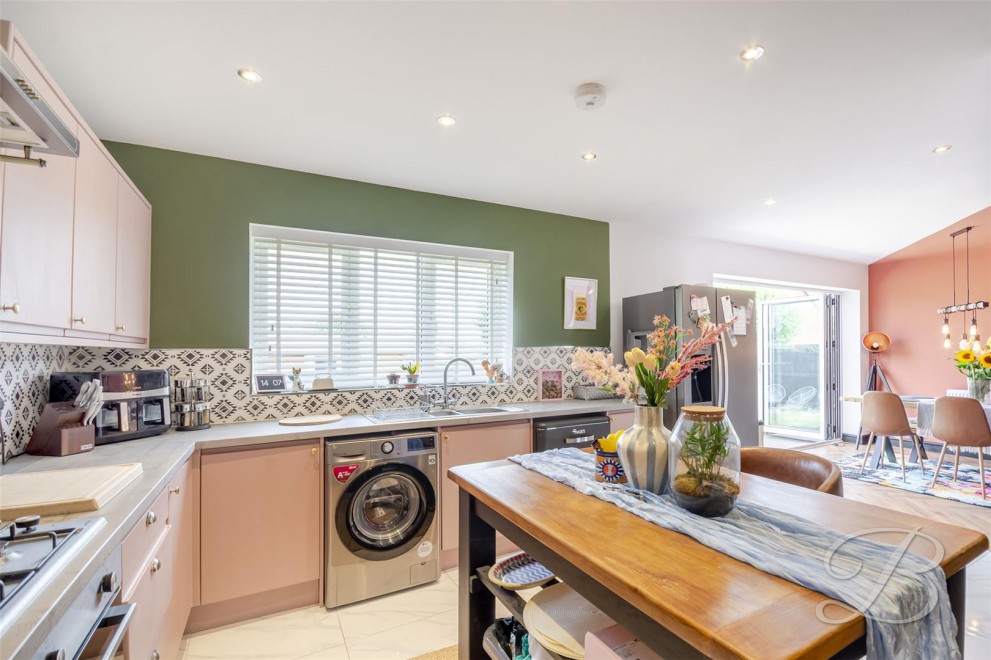 Image of Fairholme Drive, Mansfield