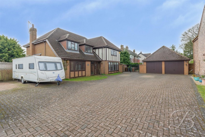 Images for Clipstone Drive, Forest Town, Mansfield