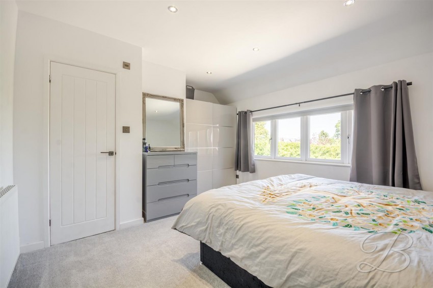 Images for High Oakham Hill, Mansfield