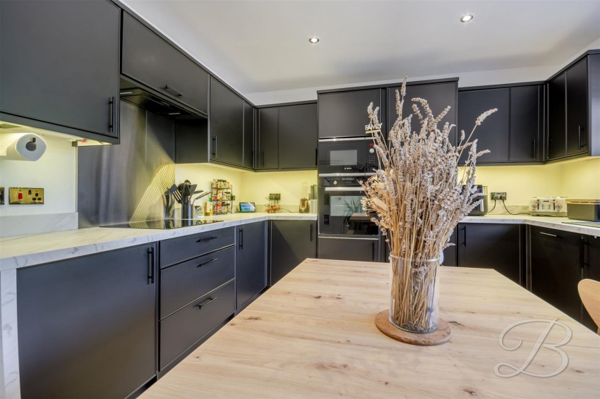 Images for High Oakham Hill, Mansfield