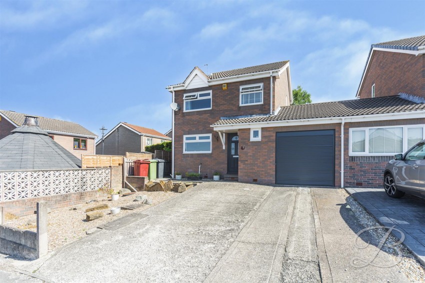 Images for Ridgedale Road, Bolsover, Chesterfield