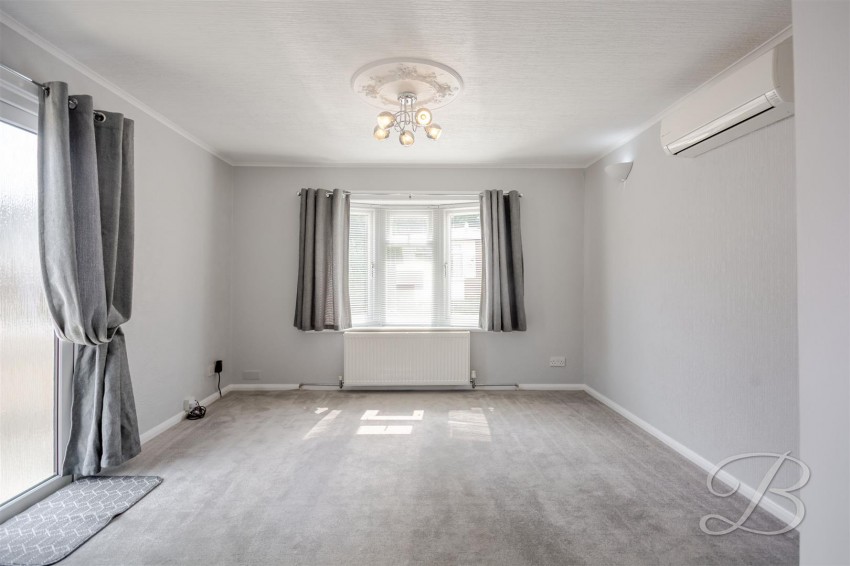Images for Mickledale Lane, Bilsthorpe, Newark