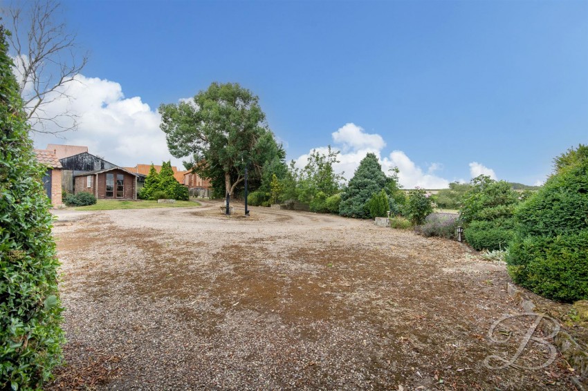 Images for Main Street, Kneesall, Newark