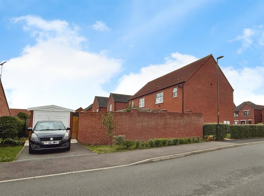 Images for Wheatsheaf Way, Clowne, Chesterfield