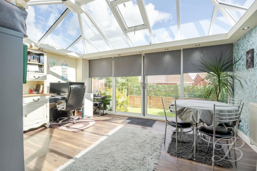 Images for Glen Mooar Close, Forest Town, Mansfield