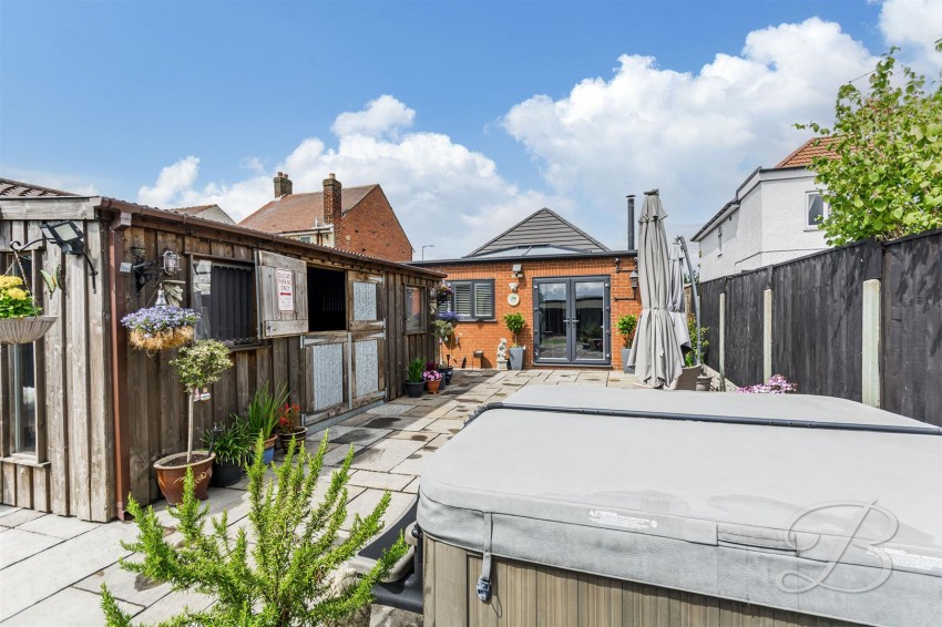 Images for Wild Hill, Sutton-In-Ashfield