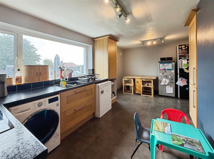 Images for Houfton Road, Bolsover, Chesterfield