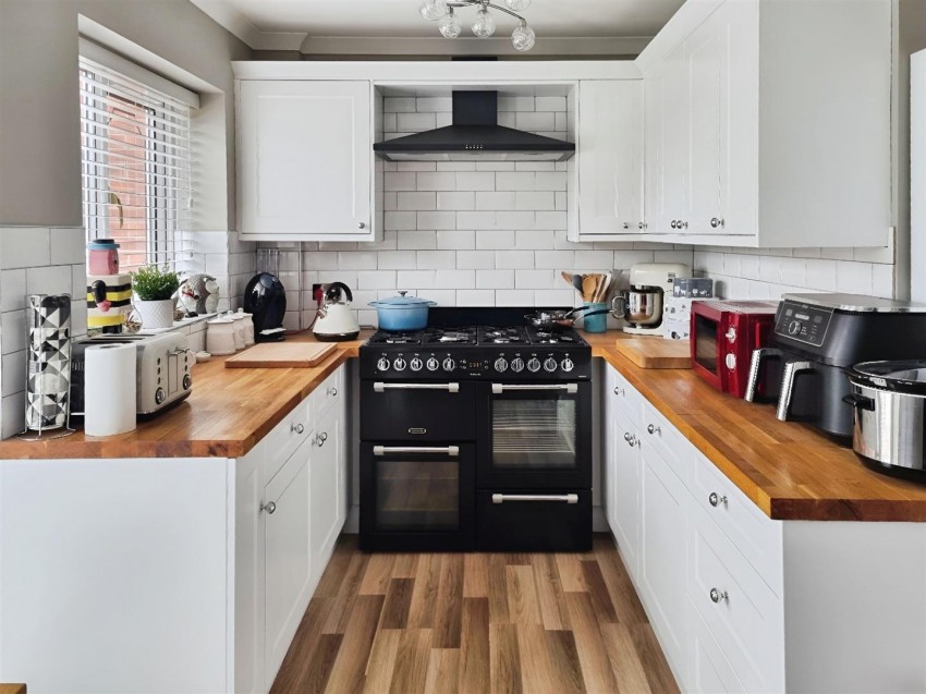 Images for Netherthorpe, Staveley, Chesterfield