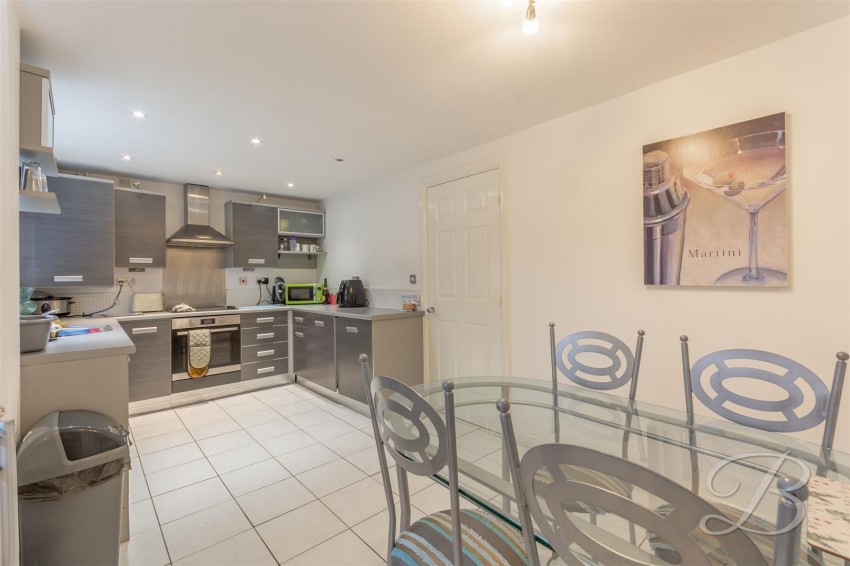 Images for Curbar Close, Mansfield