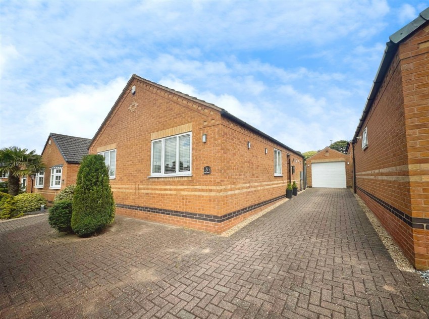 Images for Holly Road, Forest Town, Mansfield