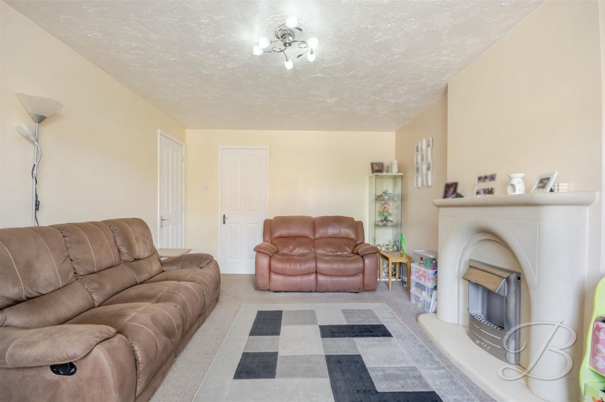 Images for Horsehead Lane, Bolsover, Chesterfield