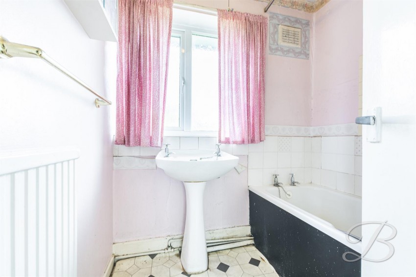 Images for Houldsworth Crescent, Bolsover, Chesterfield