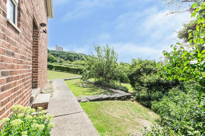 Images for Houldsworth Crescent, Bolsover, Chesterfield