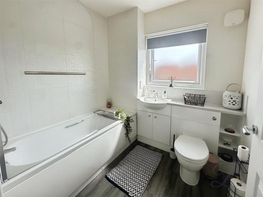 Images for Daisy Close, Shirebrook