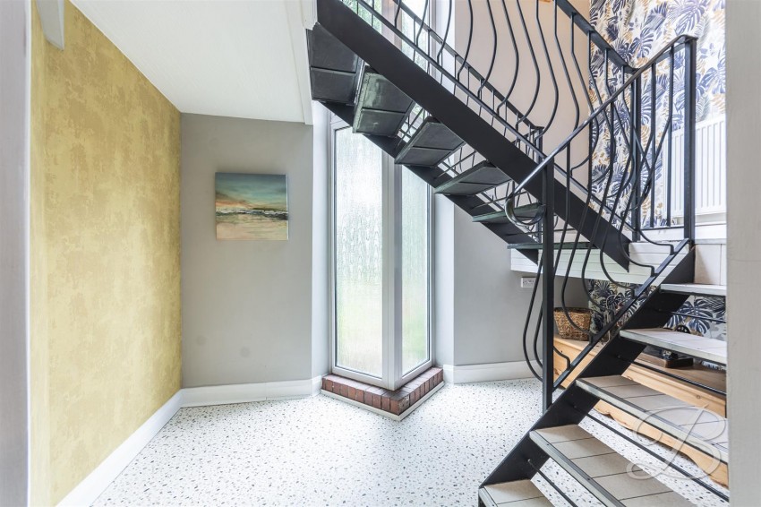 Images for Kings Lodge Drive, Mansfield