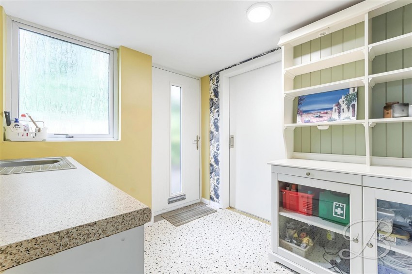 Images for Kings Lodge Drive, Mansfield