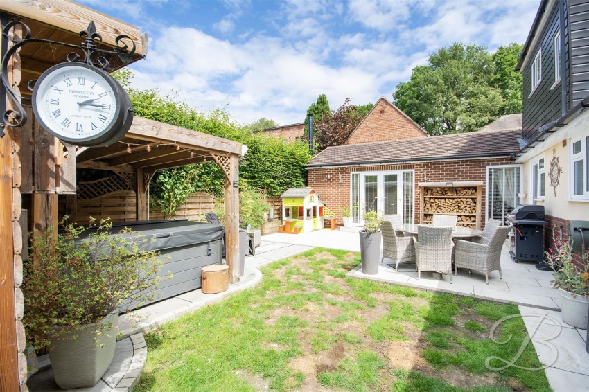 Images for Central Drive, Wingerworth, Chesterfield