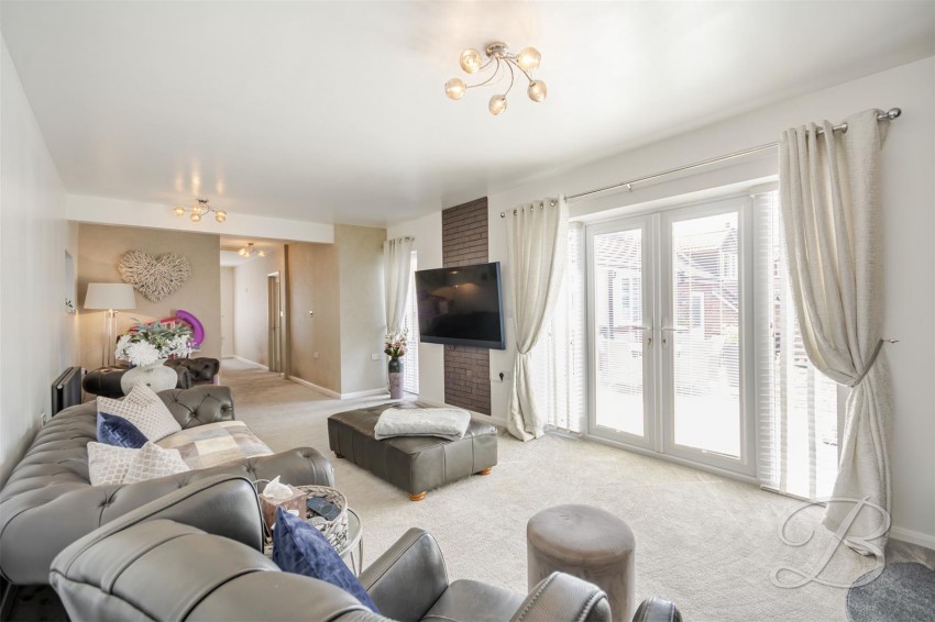 Images for Central Drive, Wingerworth, Chesterfield