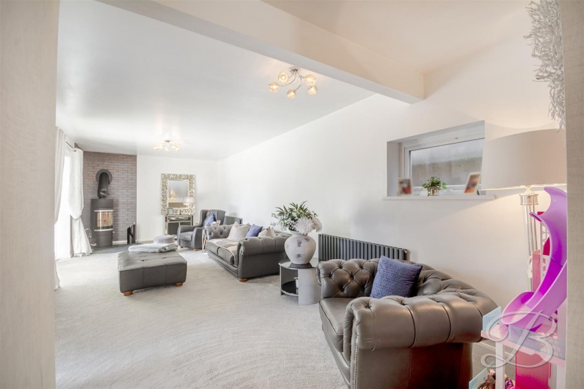 Images for Central Drive, Wingerworth, Chesterfield