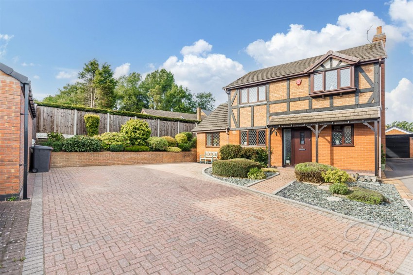Images for Chestnut Grove, Tibshelf, Alfreton