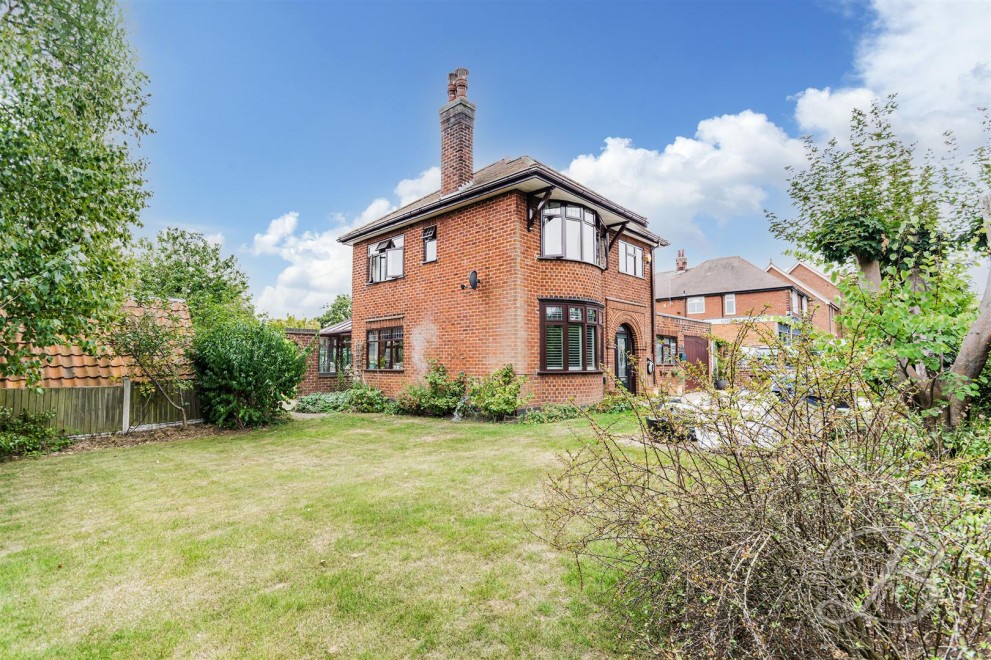 Image of Mansfield Road, Edwinstowe, Mansfield