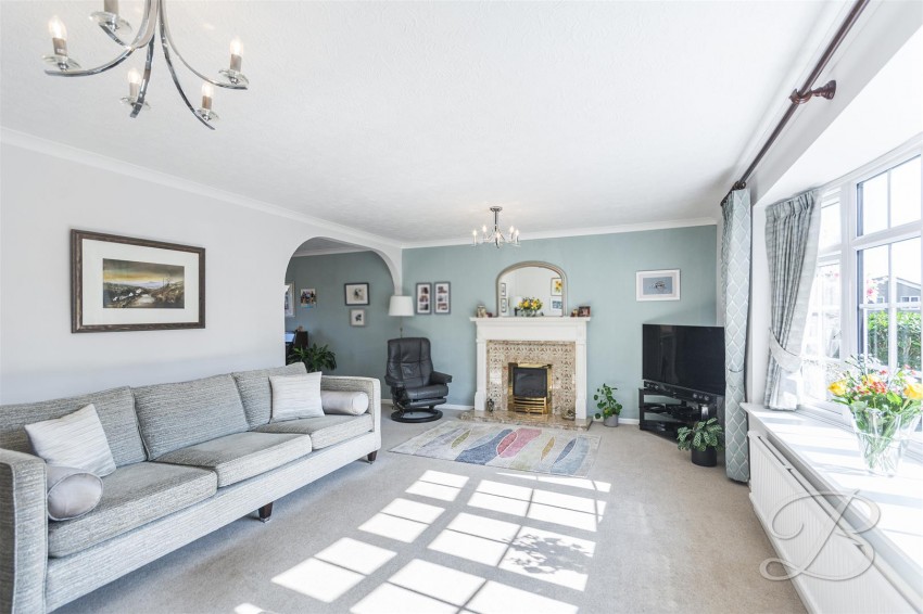 Images for Thorpelands Avenue, Forest Town, Mansfield