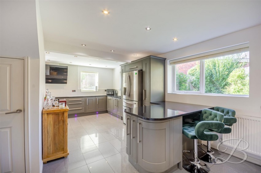 Images for Oakmeadows, South Normanton, Alfreton