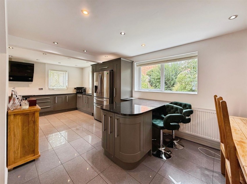 Images for Oakmeadows, South Normanton, Alfreton