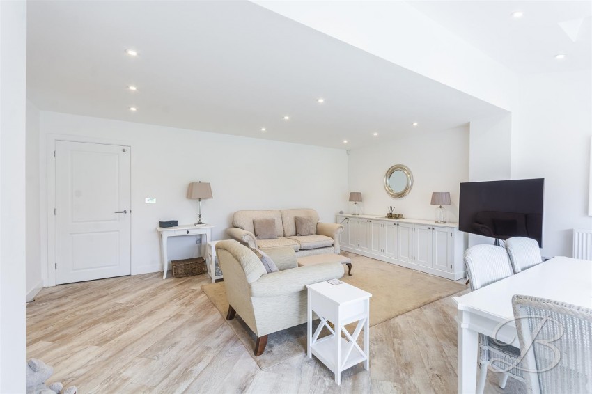Images for Sutherland Farm View, Bolsover, Chesterfield