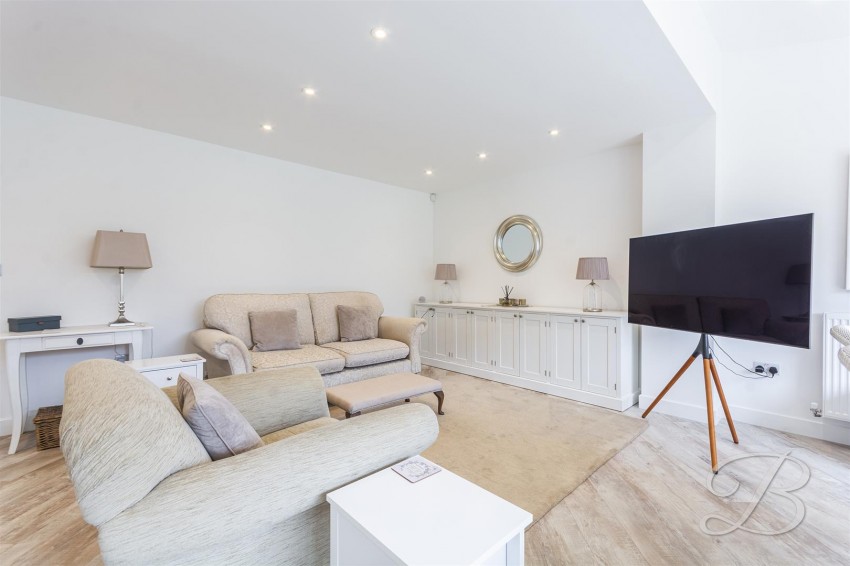 Images for Sutherland Farm View, Bolsover, Chesterfield