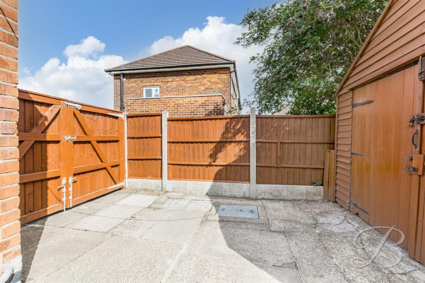 Images for Ollerton Road, Edwinstowe, Mansfield