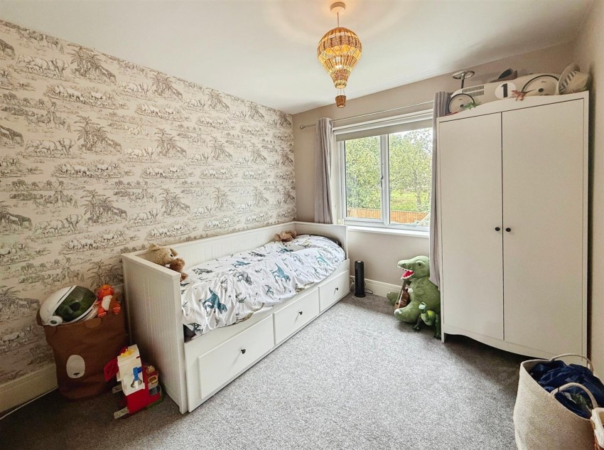 Images for Stoney View, Creswell, Worksop