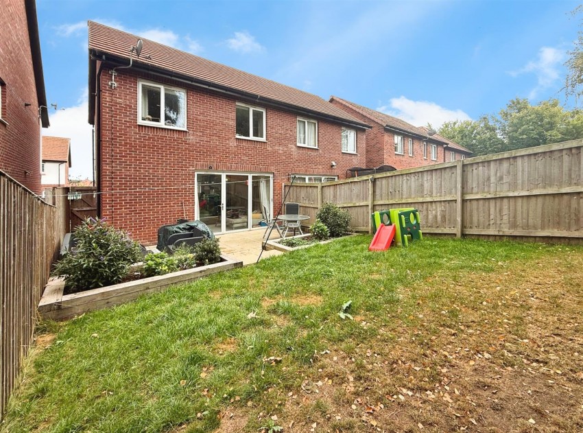 Images for Stoney View, Creswell, Worksop