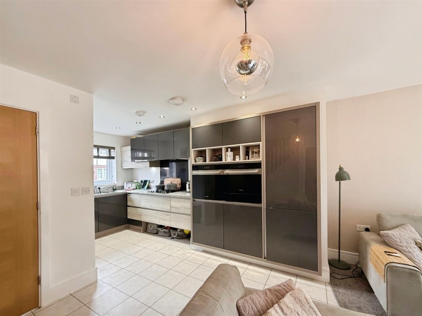 Images for Stoney View, Creswell, Worksop