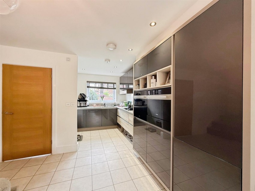 Images for Stoney View, Creswell, Worksop