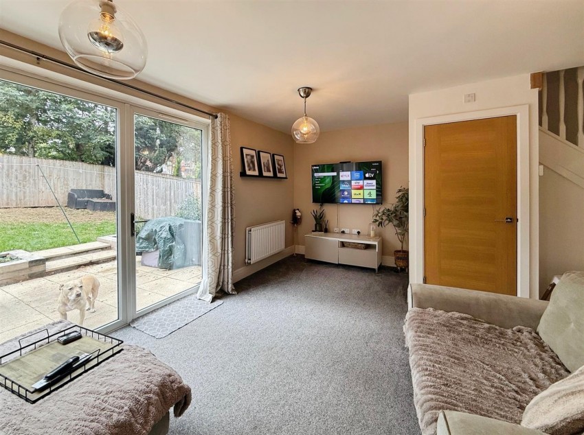 Images for Stoney View, Creswell, Worksop