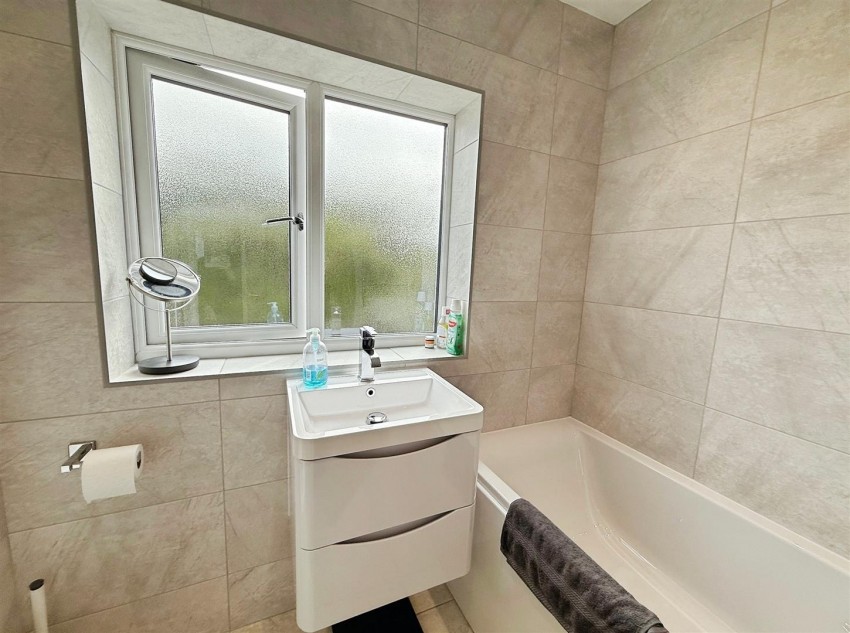 Images for Rother Croft, New Tupton, Chesterfield