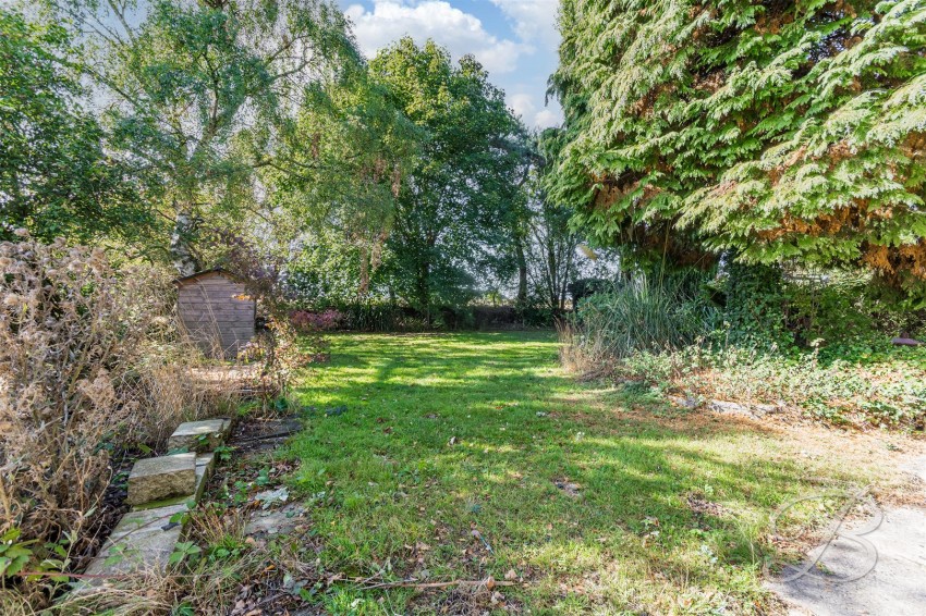 Images for Kneesall, Newark