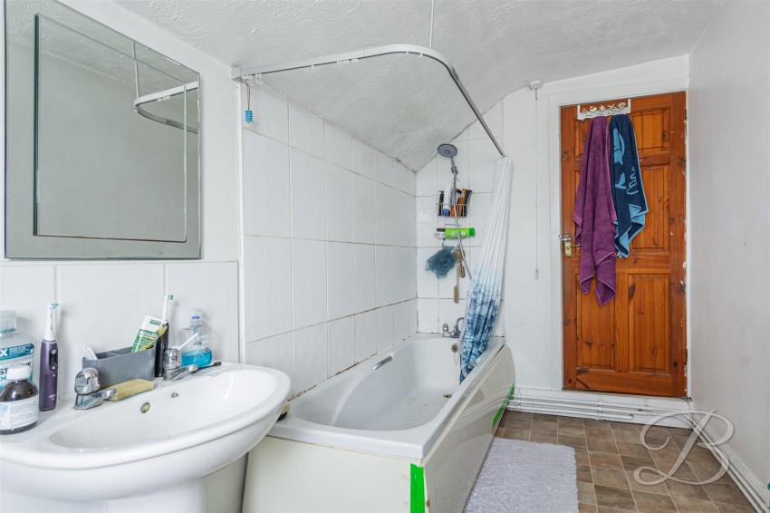 Images for Leeming Lane South, Mansfield Woodhouse, Mansfield