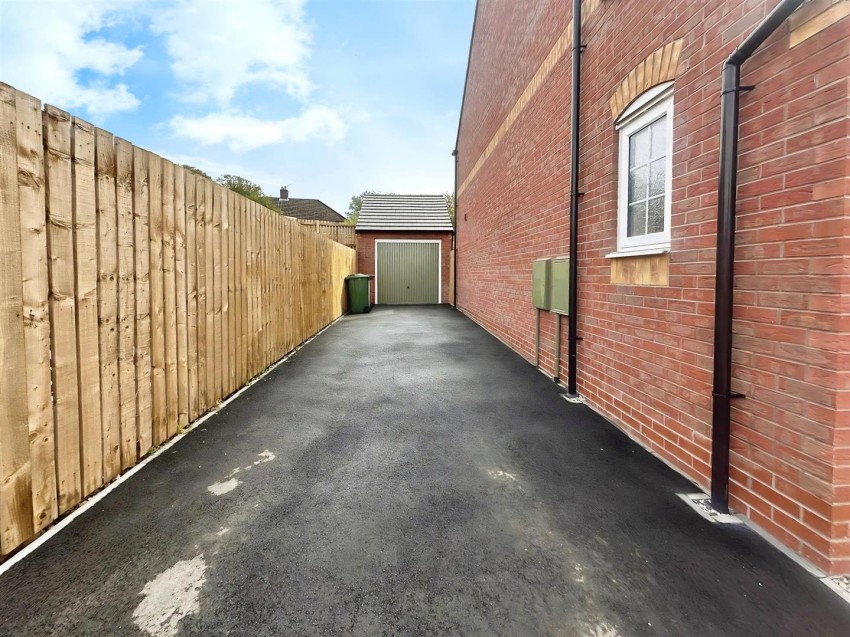 Images for Burmese Road, Pinxton
