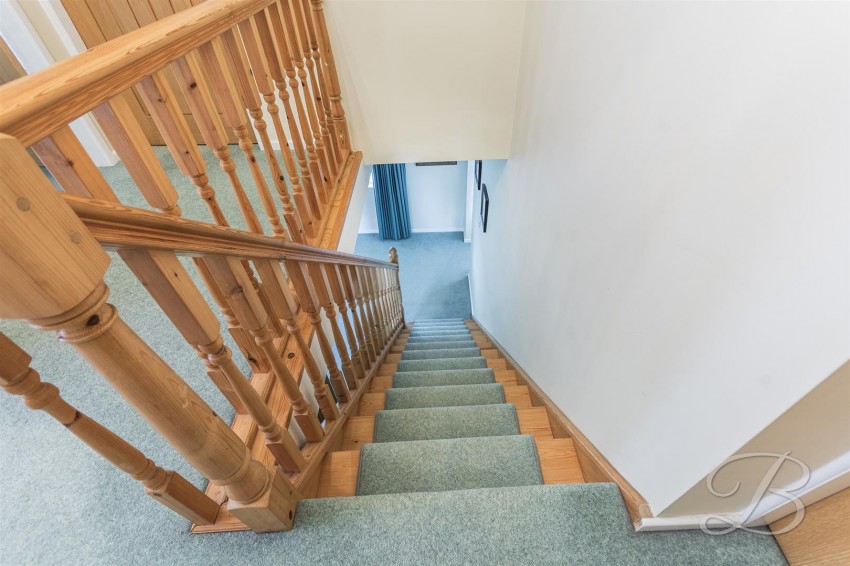 Images for Vernon Crescent, Ravenshead, Nottingham
