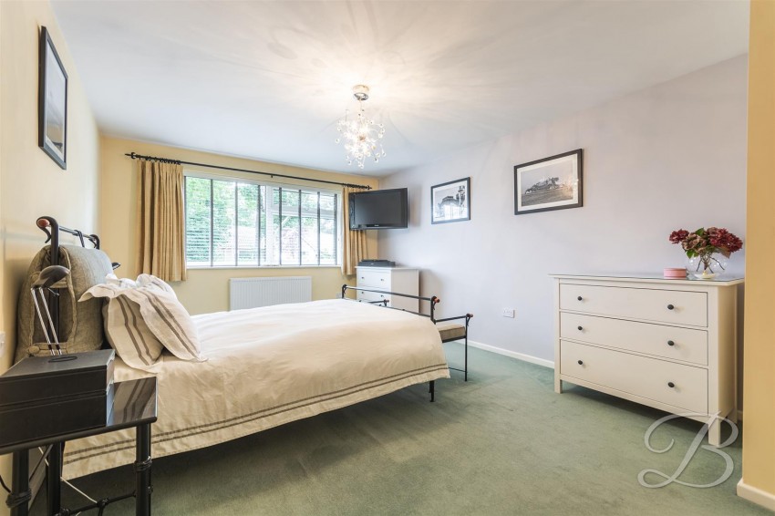 Images for Vernon Crescent, Ravenshead, Nottingham