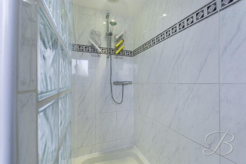 Images for Vernon Crescent, Ravenshead, Nottingham