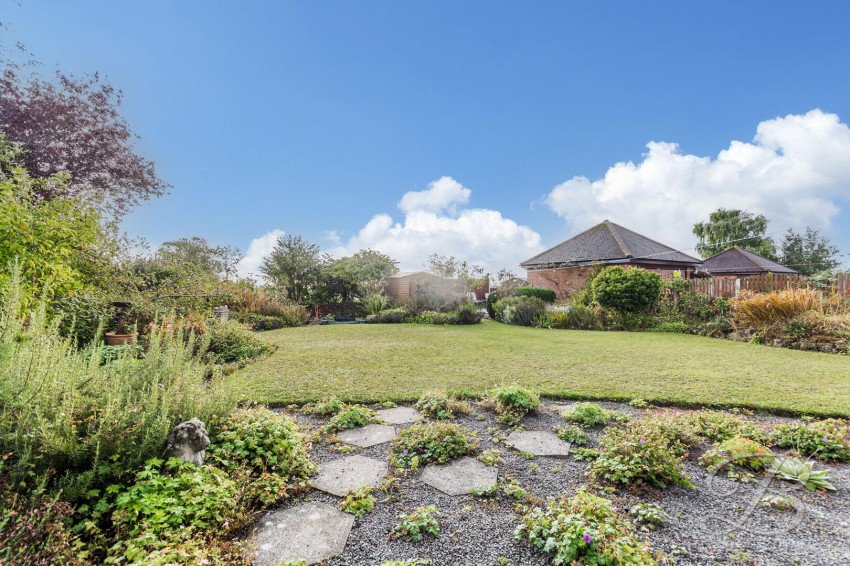 Images for Rowthorne Lane, Glapwell, Chesterfield