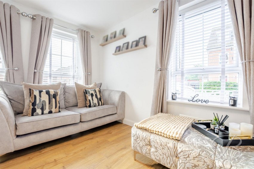 Images for Piccadilly Close, Mansfield Woodhouse, Mansfield