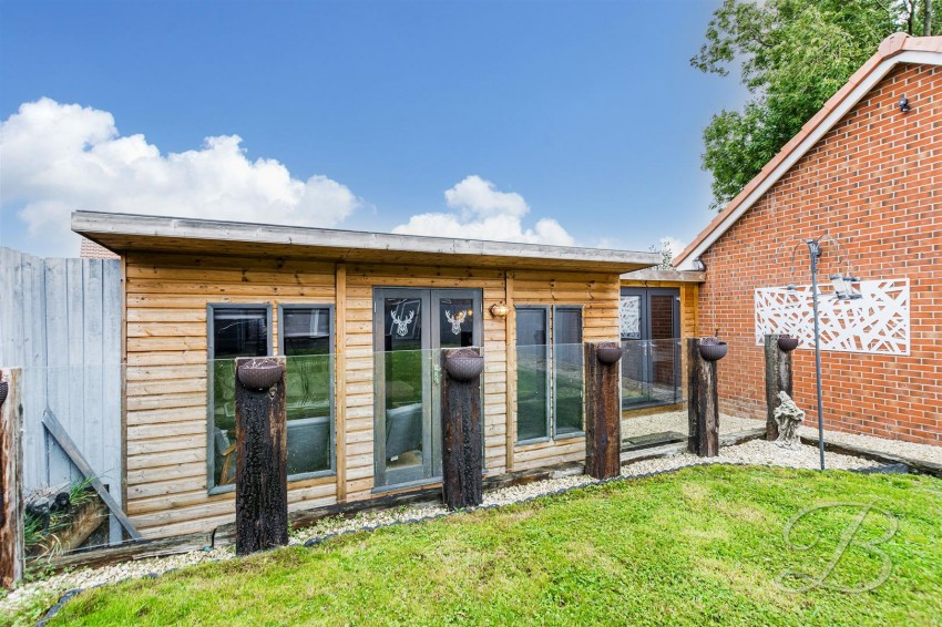 Images for Piccadilly Close, Mansfield Woodhouse, Mansfield