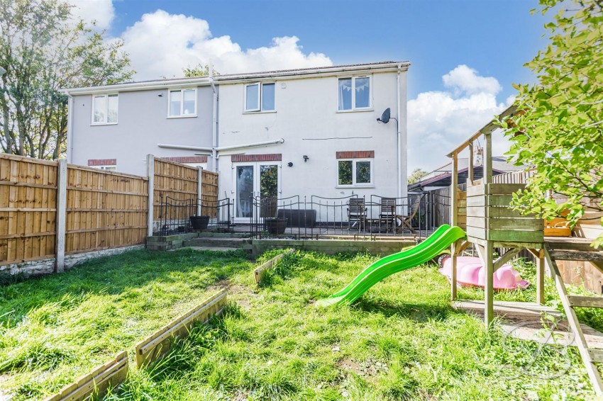 Images for Crompton Road, Bilsthorpe, Newark
