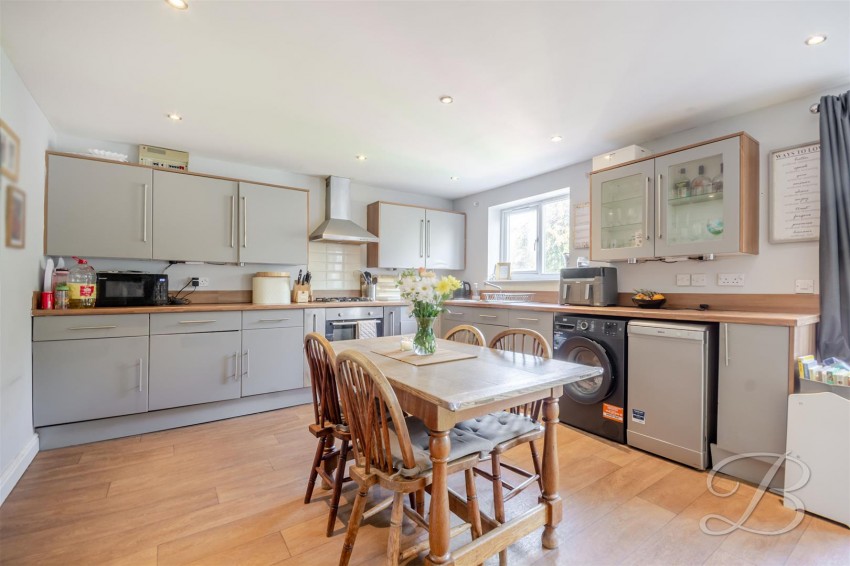 Images for Crompton Road, Bilsthorpe, Newark